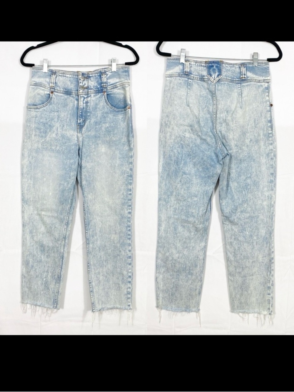 Abercrombie & Fitch Ultra High Rise Mom Jeans Frayed Hem Light Acid Wash 90s
